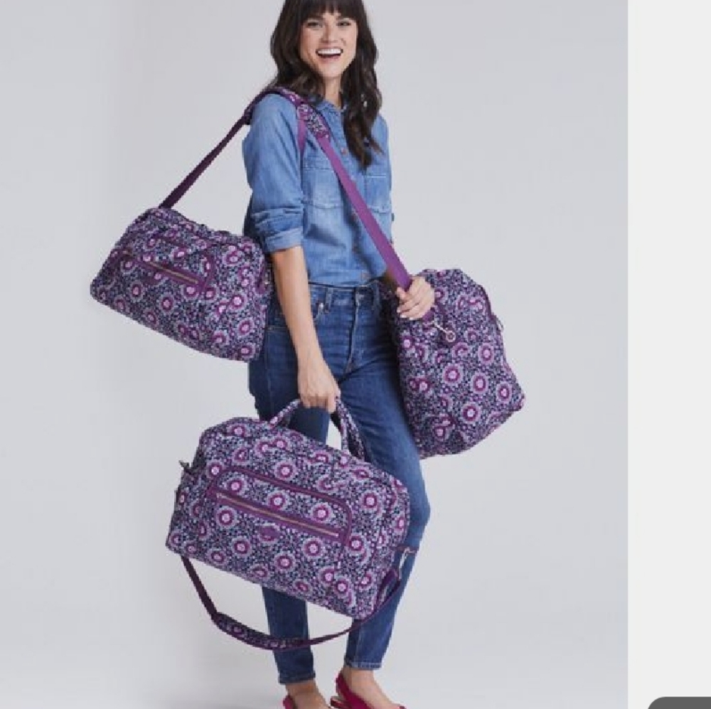 Vera Bradley Iconic weekender travel bag